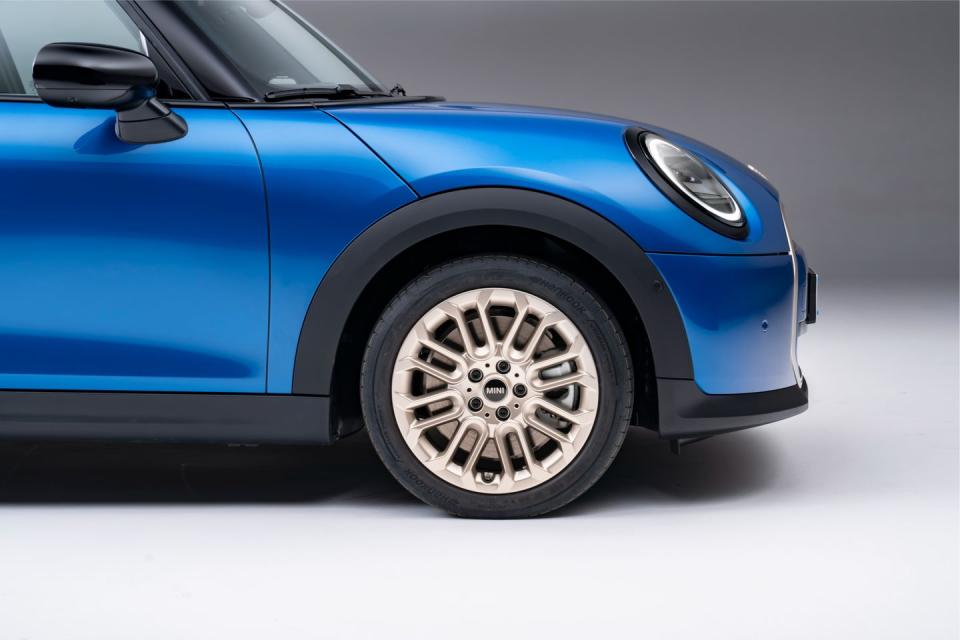 2025 mini cooper 4 door