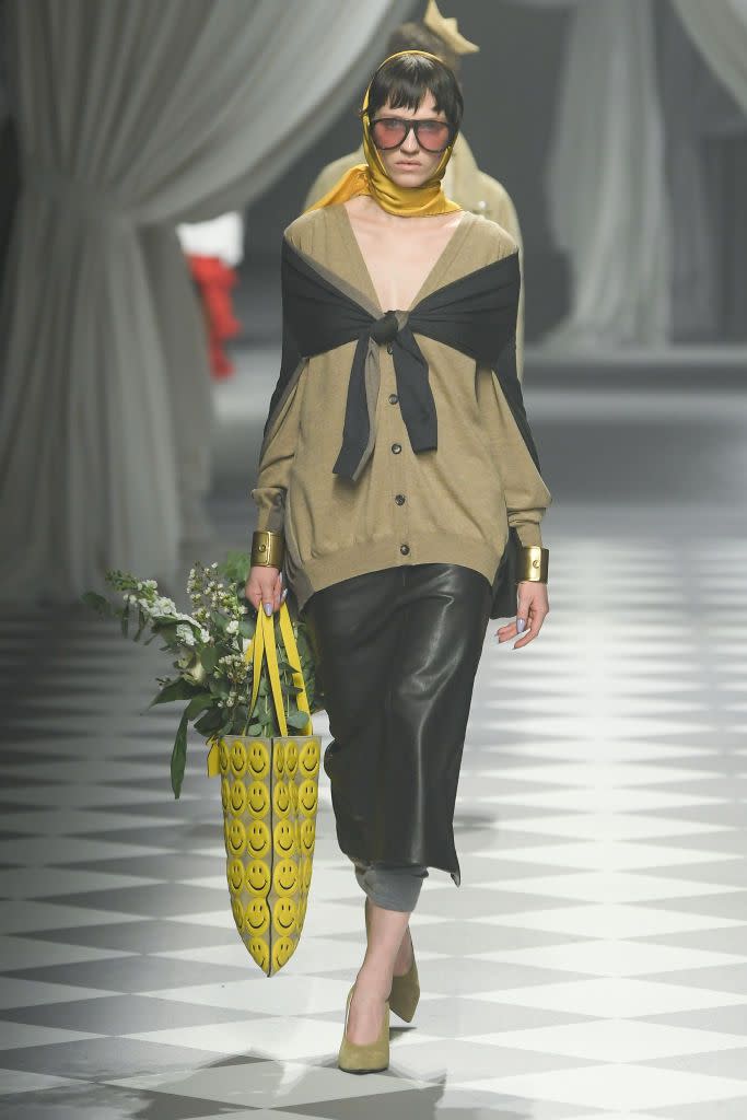 moschino rtw fall 2024 runway