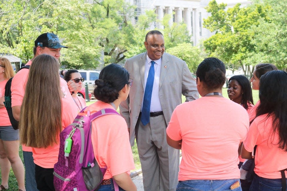 Congressman Al Lawson Jr. meeting with students in Madison.