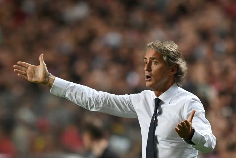 Italy coach Roberto Mancini has called up defenders Cristiano Piccini and Lorenzo Tonelli