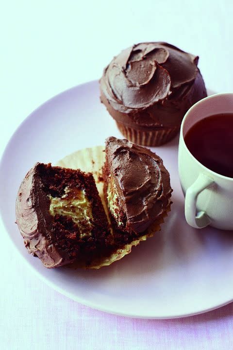 Peanut Butter and Chocolate Cupcakes