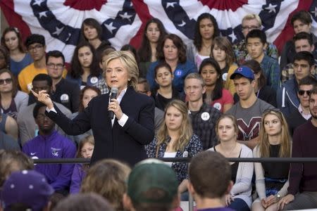 U.S. Democratic presidential candidate Hillary Clinton speaks during a community forum campaign event at Cornell College in Mt Vernon, Iowa, October 7, 2015. REUTERS/Scott Morgan