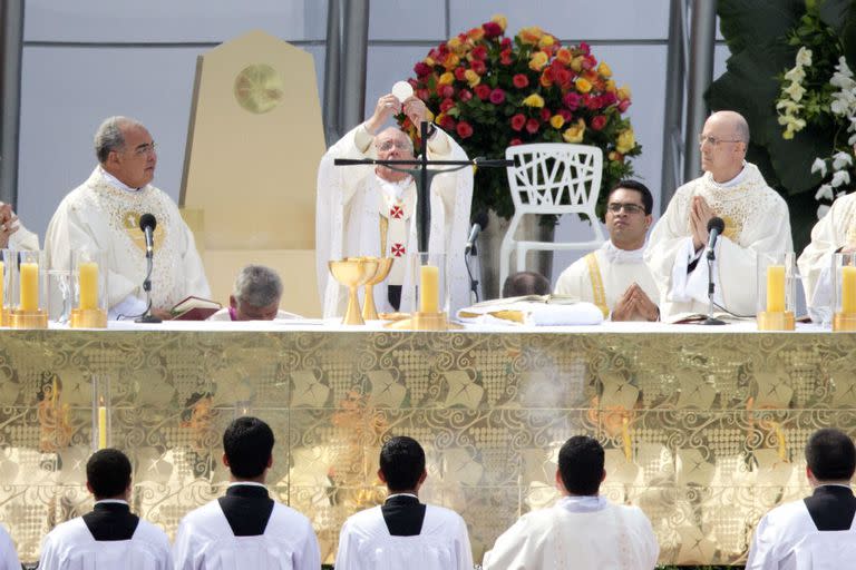 El Papa hizo un llamado a los jóvenes a que salgan a evangelizar