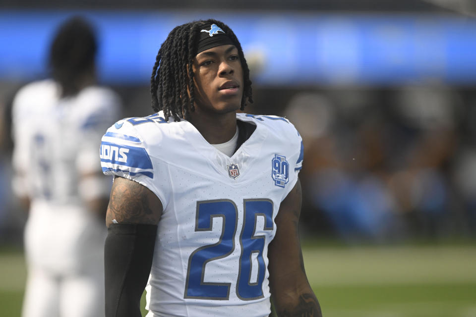 Detroit Lions running back Jahmyr Gibbs (26) warms-up before an NFL football game against Los Angeles Chargers Sunday, November 12, 2023, in Inglewood, Calif. (AP Photo/Denis Poroy)