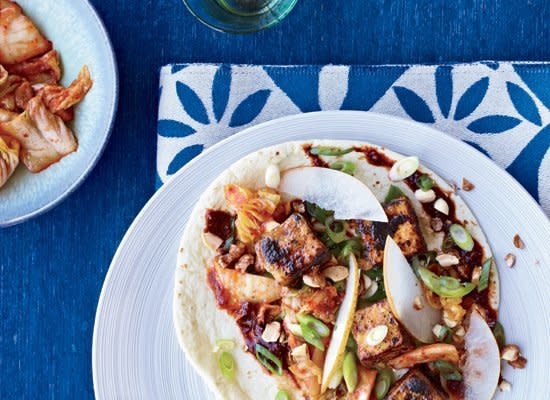 <strong>Get the <a href="http://www.huffingtonpost.com/2011/10/27/crunchy-tofu-tacos_n_1058364.html" target="_hplink">Crunchy Tofu Tacos</a> recipe by Con Poulos from Food & Wine</strong>