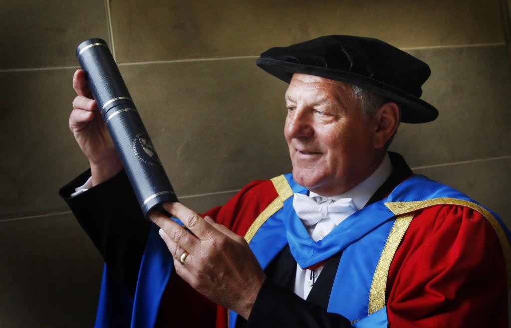 Former Rangers manager Walter Smith receiving an honorary degree from Glasgow Caledonian University (Danny Lawson/PA) (PA Wire)