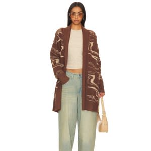 fashion-editor-weekend-deals-revolve-cardigan-sweater