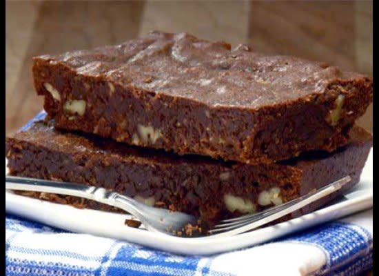 <strong>Get the <a href="http://www.huffingtonpost.com/2011/10/27/fudgy-pecan-brownies_n_1057047.html" target="_hplink">Fudgy Pecan Brownies recipe</a></strong>