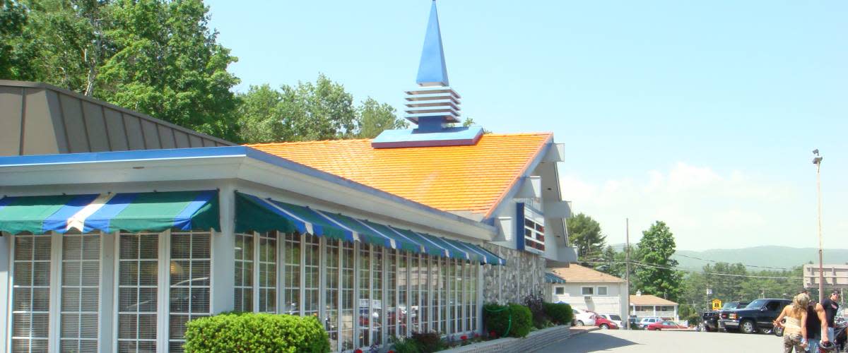 Howard Johnson's: Popular Florida Restaurants Gone Forever