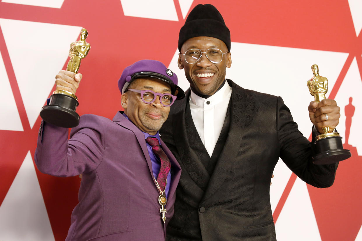 Spike Lee (Best Adapted Screenplay for 'BlacKkKlansman') and Mahershala Ali (Best Actor in a Supporting Role: Green Book) 91st Annual Academy Awards press room at the Dolby Theater in Hollywood, California on February 24, 2019. (Photo credit should read P. Lehman / Barcroft Media via Getty Images / Barcroft Media via Getty Images)