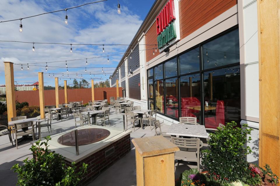 Outside dining is available a Evviva Trattoria, the new Italian eatery at The Ridge Marketplace in Rochester.