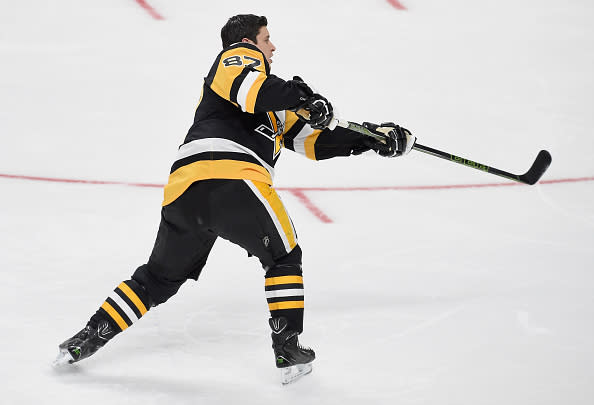 LOS ANGELES, CA - JANUARY 28: Sidney Crosby #87 of the Pittsburgh Penguins follows through on his shot during the DraftKings NHL Accuracy Shooting as part of the 2017 Coors Light NHL All-Star Skills Competition at Staples Center on January 28, 2017 in Los Angeles, California. (Photo by Brian Babineau/NHLI via Getty Images)
