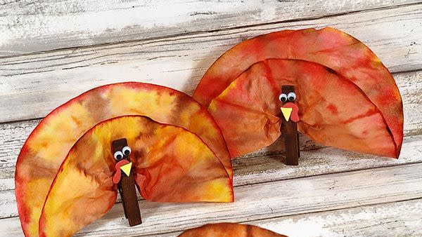 coffee filter turkeys easy thanksgiving crafts for kids