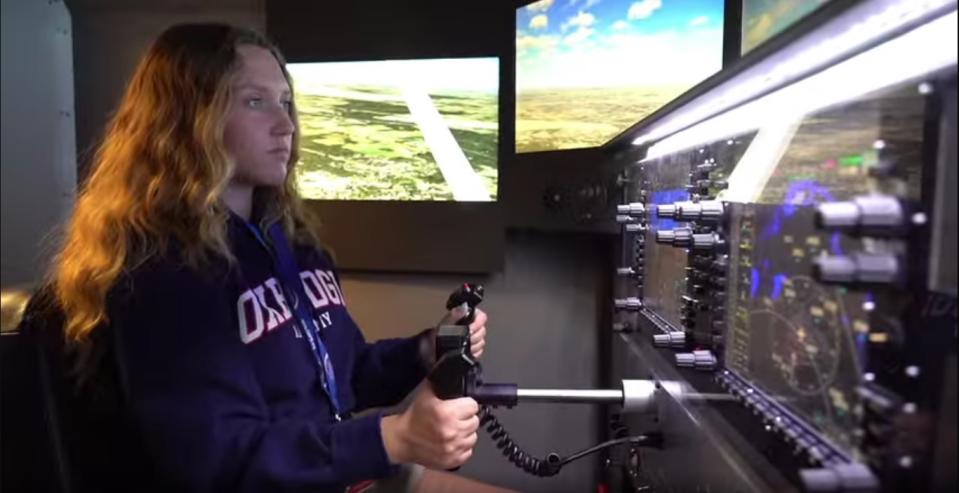 A flight simulator is included in the school as part of its aviation program. (Photo courtesy of Oxbridge Academy website)