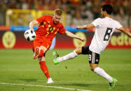 Soccer Football - International Friendly - Belgium vs Egypt - King Baudouin Stadium, Brussels, Belgium - June 6, 2018 Belgium's Kevin De Bruyne in action with Egypt's Tarek Hamed REUTERS/Francois Lenoir