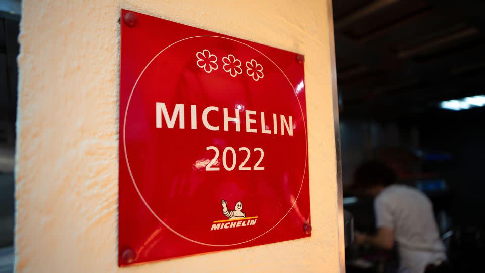 A sign in the kitchen of L'Enclume restaurant in the town of Cartmel in Cumbria, England. - Richard Saker/Alamy Stock Photo