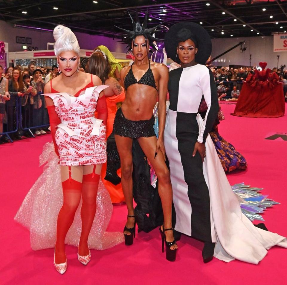 Photo Gallery Dragcon UK 2024 Queens Walk