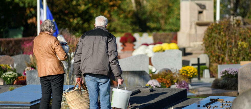 Plusieurs tombes ont été déterrées avant que celle du défunt mari ne soit finalement découverte (photo d'illustration).  - Credit:Jean-Marc Quinet / MAXPPP / BELPRESS/MAXPPP