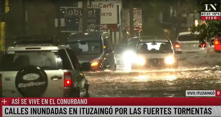 Calles inundadas en Ituzaingó