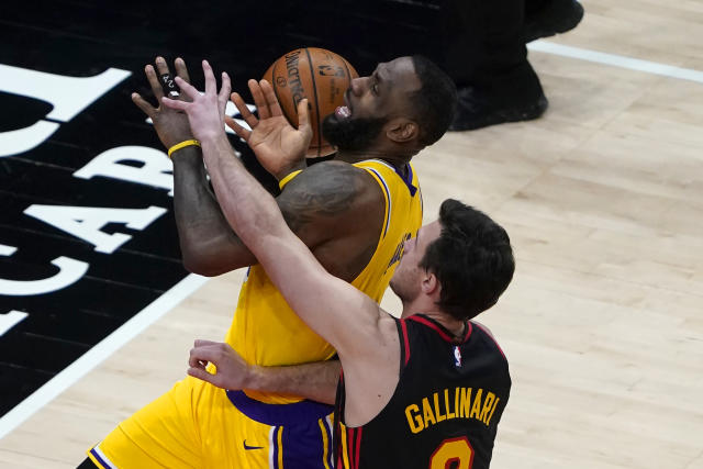 Los Angeles Lakers clash with Warriors in Game 1 breaks viewership