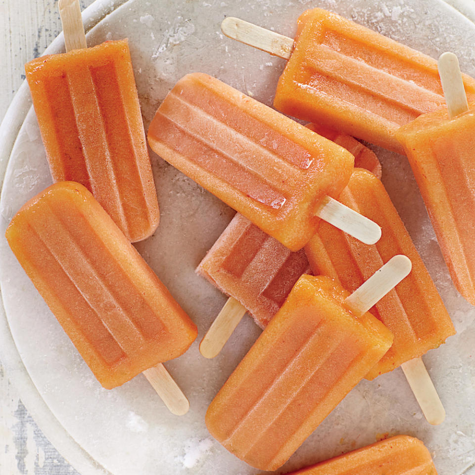 Nectarine-Chile Ice Pops