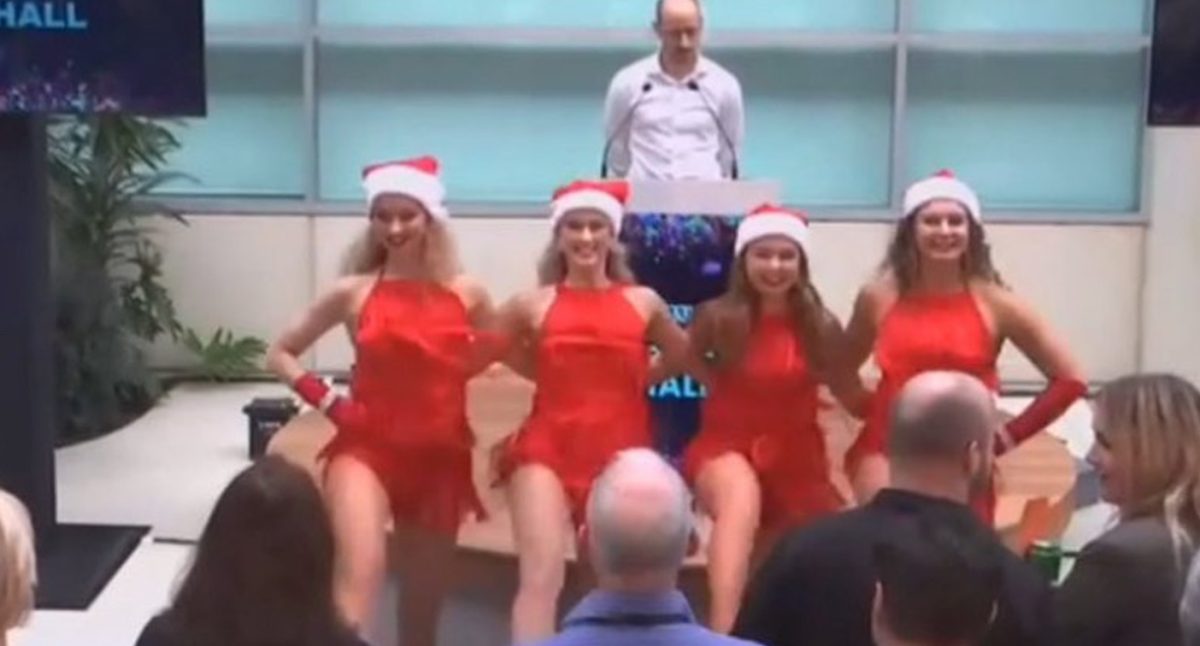 Photo of ‘Sexy Santa’ dancers shocks at Channel 7 staff meeting