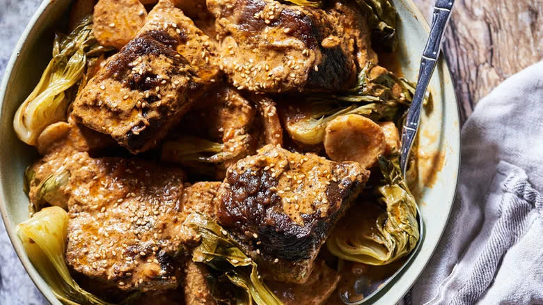 Braised beef ribs in bowl