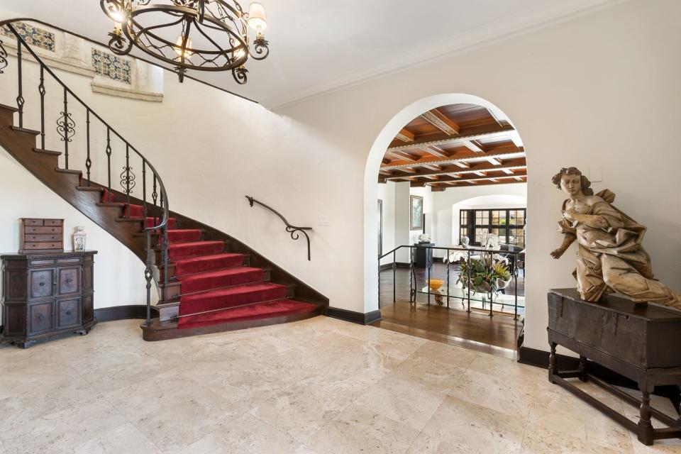 Palatial Foyer