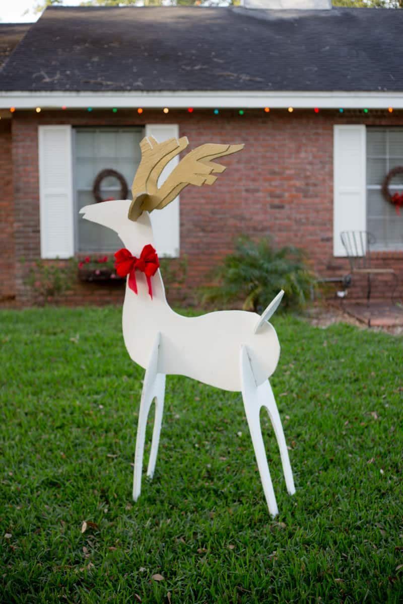 DIY Front Yard Reindeer