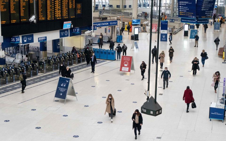 A quiet main concourse at London's Waterloo Station shortly before the start of the second lockdown - Niklas Hallen/AFP