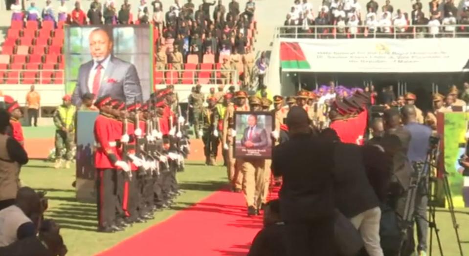 16日馬拉威替奇利馬在國家體育館舉行葬禮。（翻攝自Dr Lazarus Chakwera臉書）
