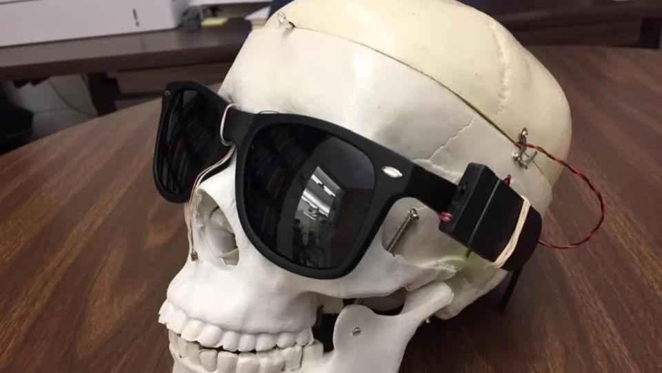 These Sunglasses Are Actually a Bionic Nose That Helps People Smell