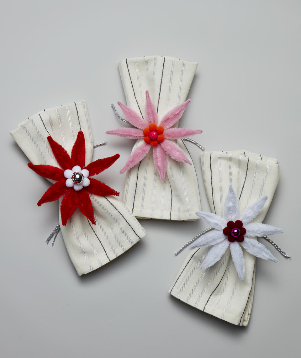 Poinsettia Napkin Rings