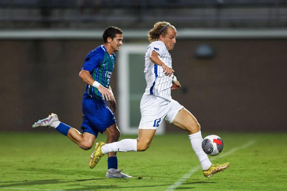 Kentucky junior Logan Dorsey (12) looks to score against Florida Gulf Coast on a breakaway during a match at the Bell Soccer Complex on Aug. 24. Dorsey is tied for the UK team lead in goals with four.