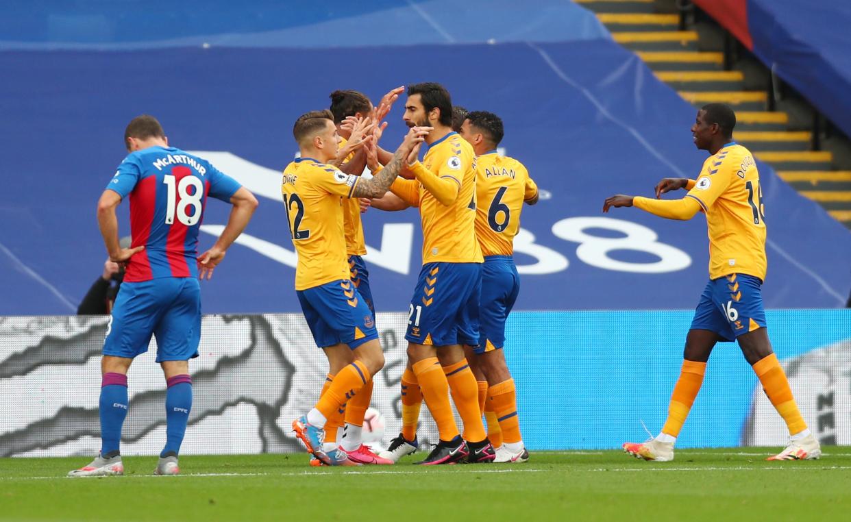 Everton celebrate the early goal of Dominic Calvert-Lewin (Pool via REUTERS)