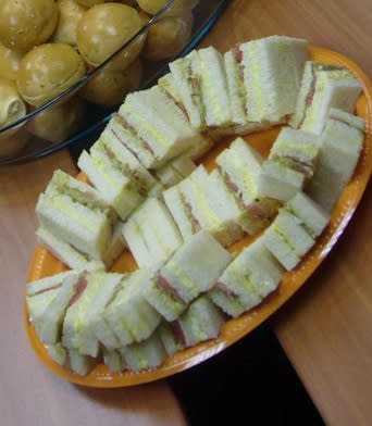 FOOD: Bocaditos de pastica