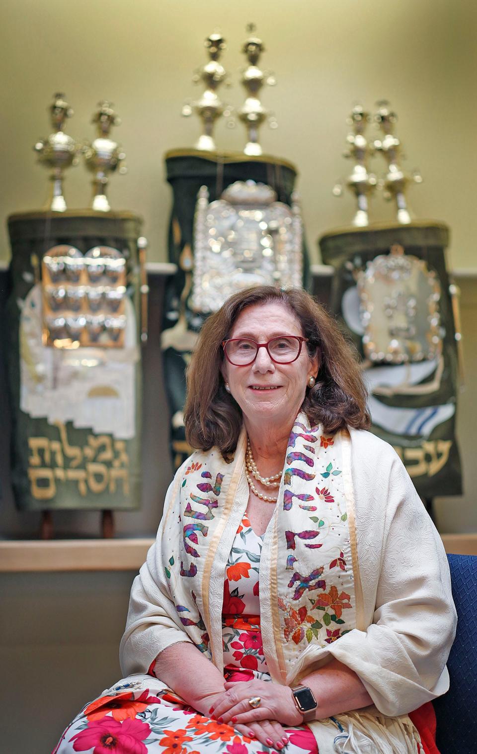Rabbi Shira Joseph is retiring from leading Congregation Sha'aray Shalom in Hingham after 19 years.