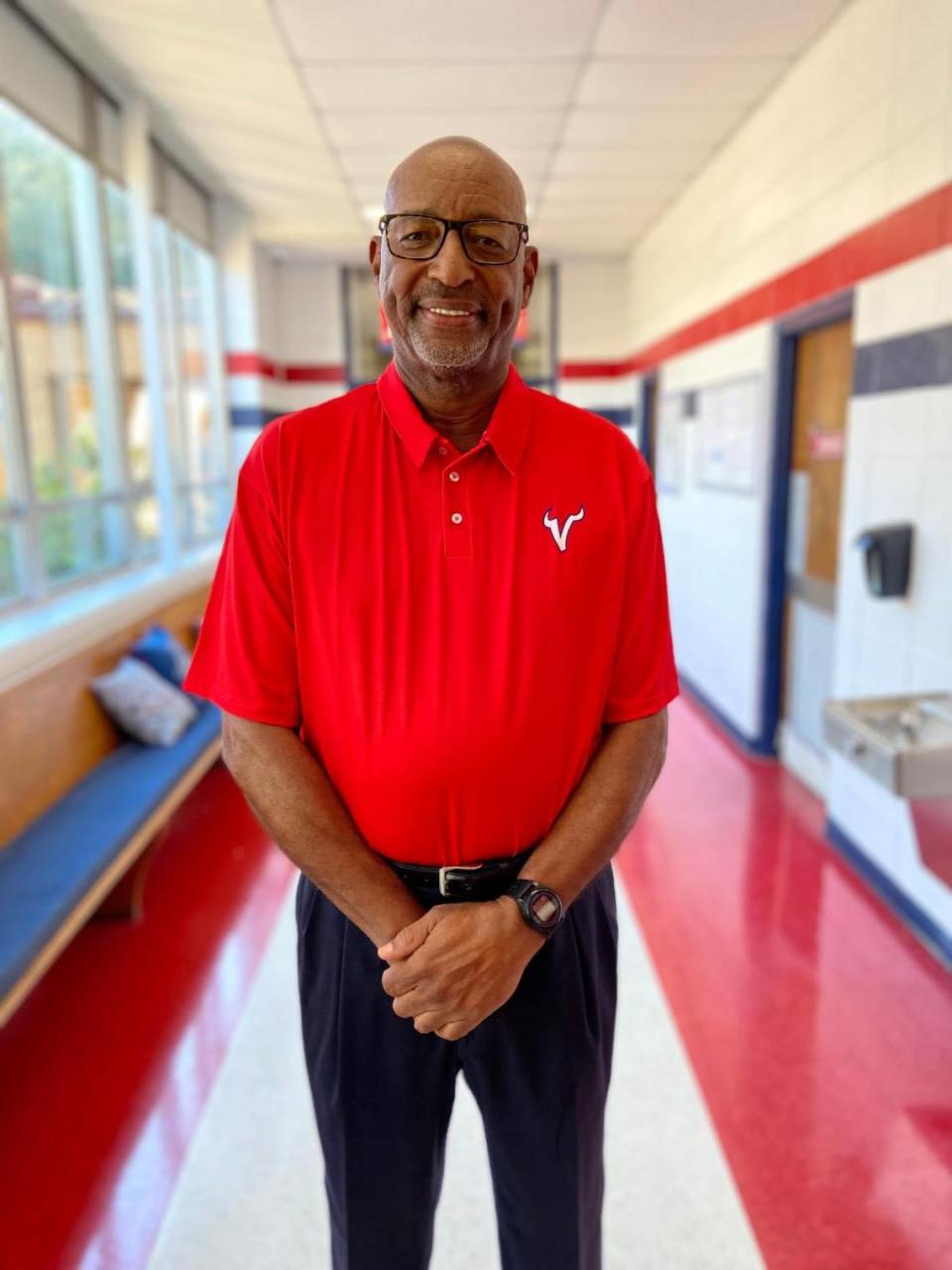 St. Anne-Pacelli Catholic School has announced the hiring of Richard Mahone as its new Head Vikings Golf Coach and Special Assistant to the Head Boys’ Vikings Basketball Coach.