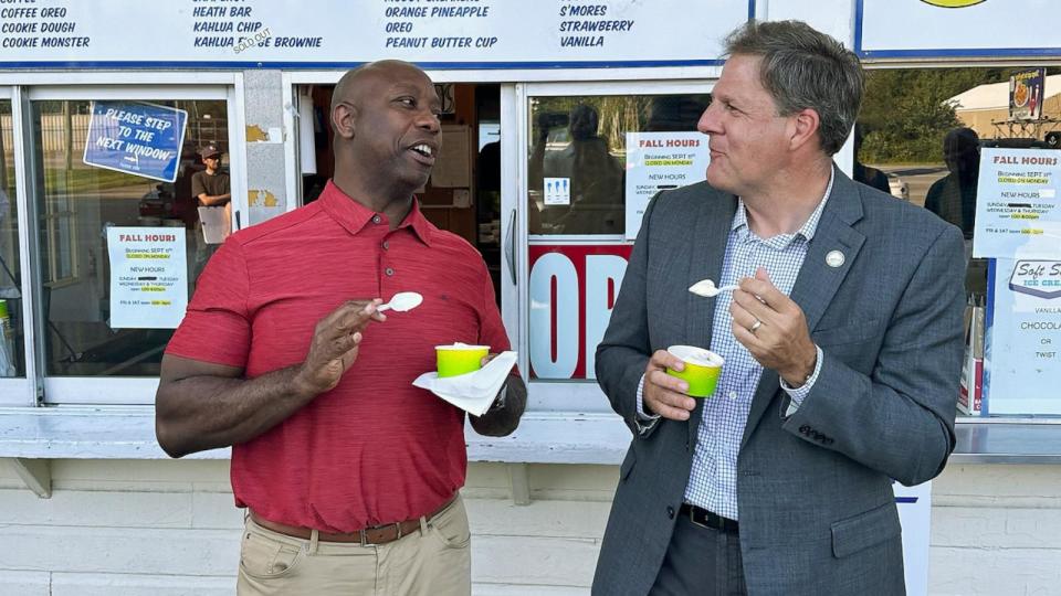 PHOTO: Tim Scott and Gov. Chris Sununu at an Ice Cream shop in New Hampshire.  (Gabriella Abdul-Hakim/ABC News )