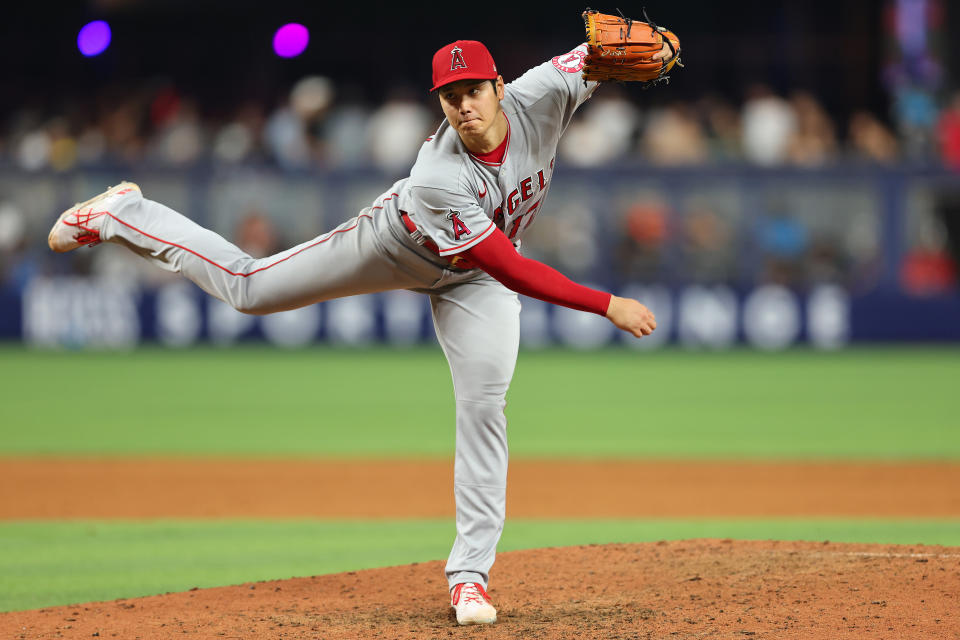 MIAMI, FLORIDA - JULY 06: Shohei Ohtani #17 of the Los Angeles Angels delivers a pitch during the sixth inning against the Miami Marlins at loanDepot park on July 06, 2022 in Miami, Florida. (Photo by Michael Reaves/Getty Images)