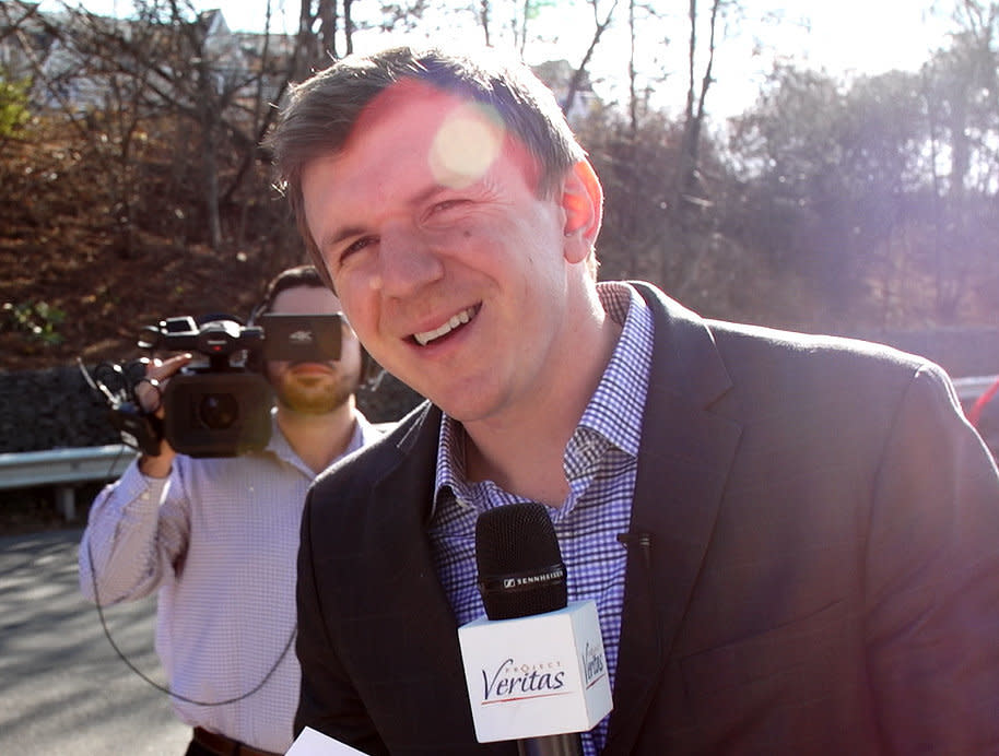 James O'Keefe, the founder of Project Veritas, dodges questions about a woman who falsely claimed in interviews with The Washington Post that U.S. Senate candidate Roy Moore sexually assaulted&nbsp;her when she was a teen.&nbsp; (Photo: The Washington Post via Getty Images)