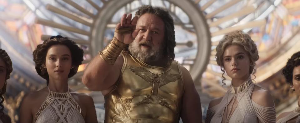 Russell Crowe as Zeus in 