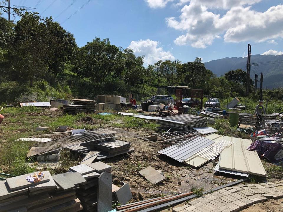 2018年颱風山竹襲港，老有所依動物村場地被夷為平地。