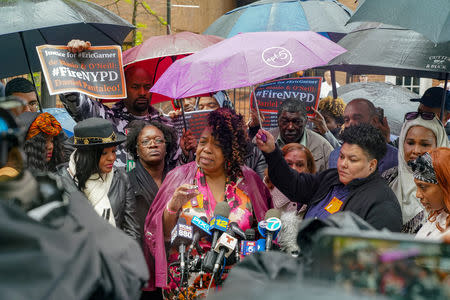 Gwen Carr, Eric Gardner's mother speaks to the media during a break at the disciplinary trial of police officer Daniel Pantaleo in relation to the death of Eric Garner at 1 Police Plaza in the Manhattan borough of New York, New York, U.S., May 13, 2019. REUTERS/David 'Dee' Delgado