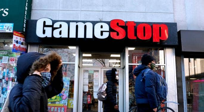 GameStop batte le previsioni su fatturato ed EPS