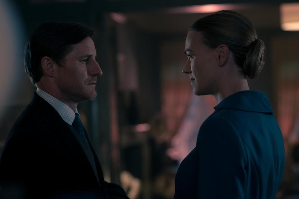 Sam Jaeger and Yvonne Strahovski (Hulu)