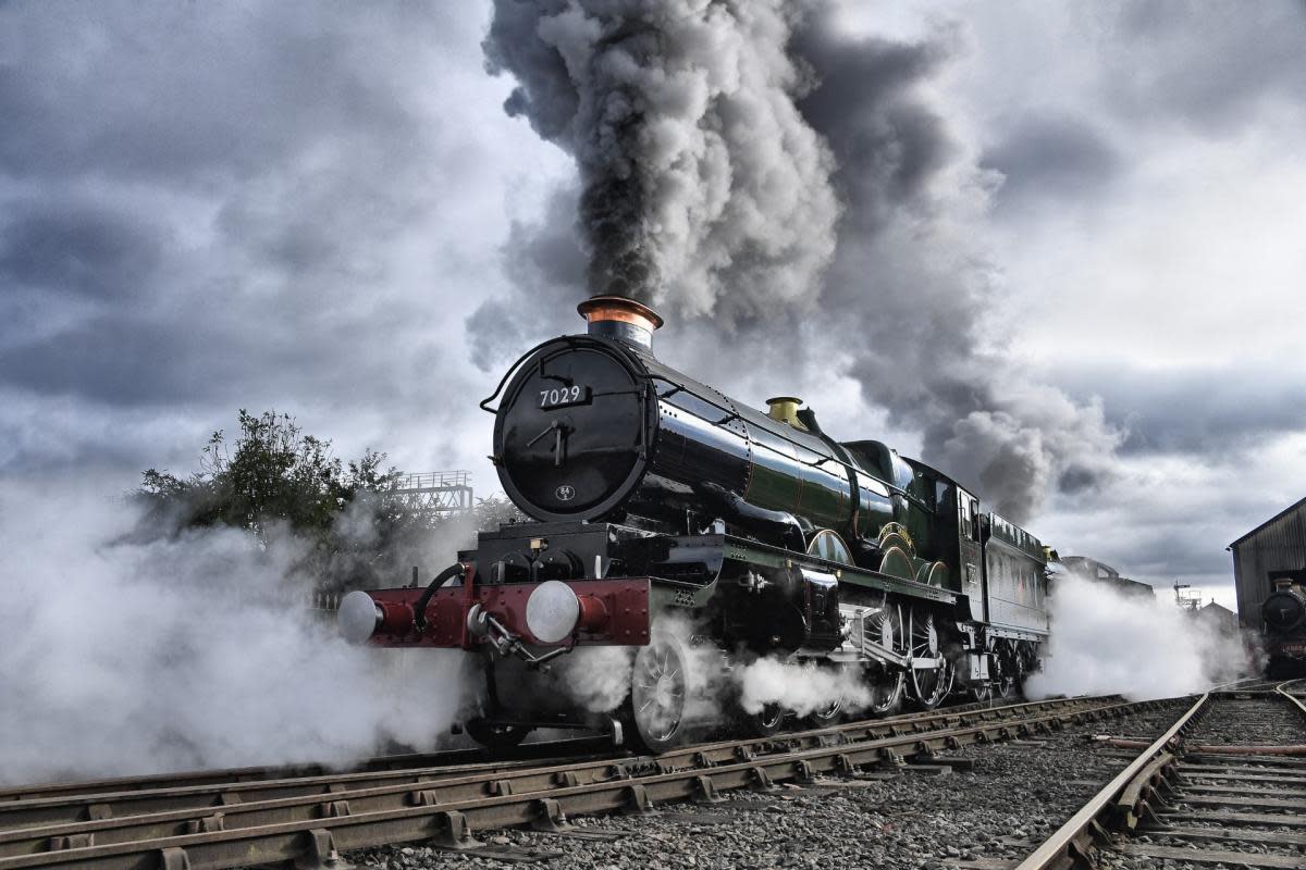 MAJESTIC: Historic locomotive Clun Castle will be making tracks to Worcester <i>(Image: Vintage Trains)</i>