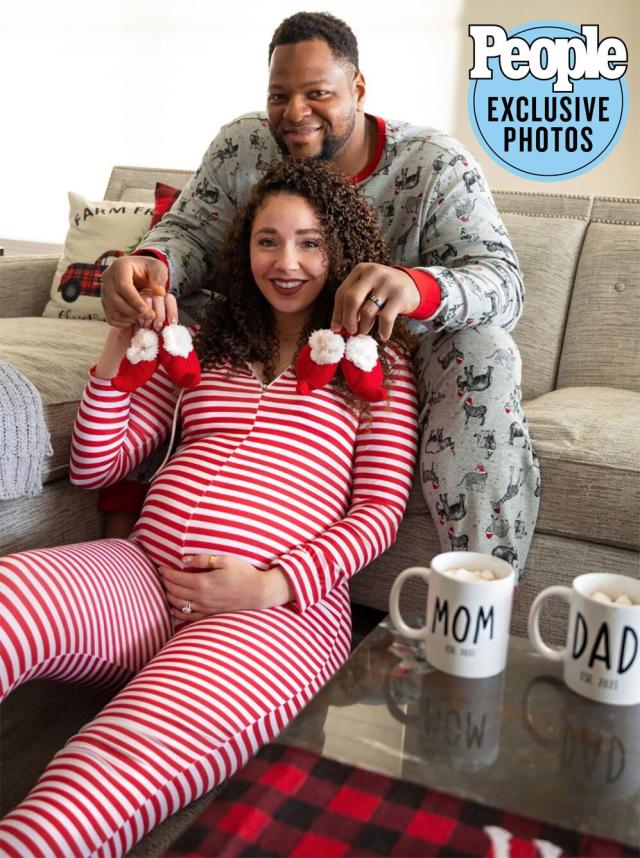 Eagles Star Ndamukong Suh's Wife and Twins Ready for Super Bowl: Photos