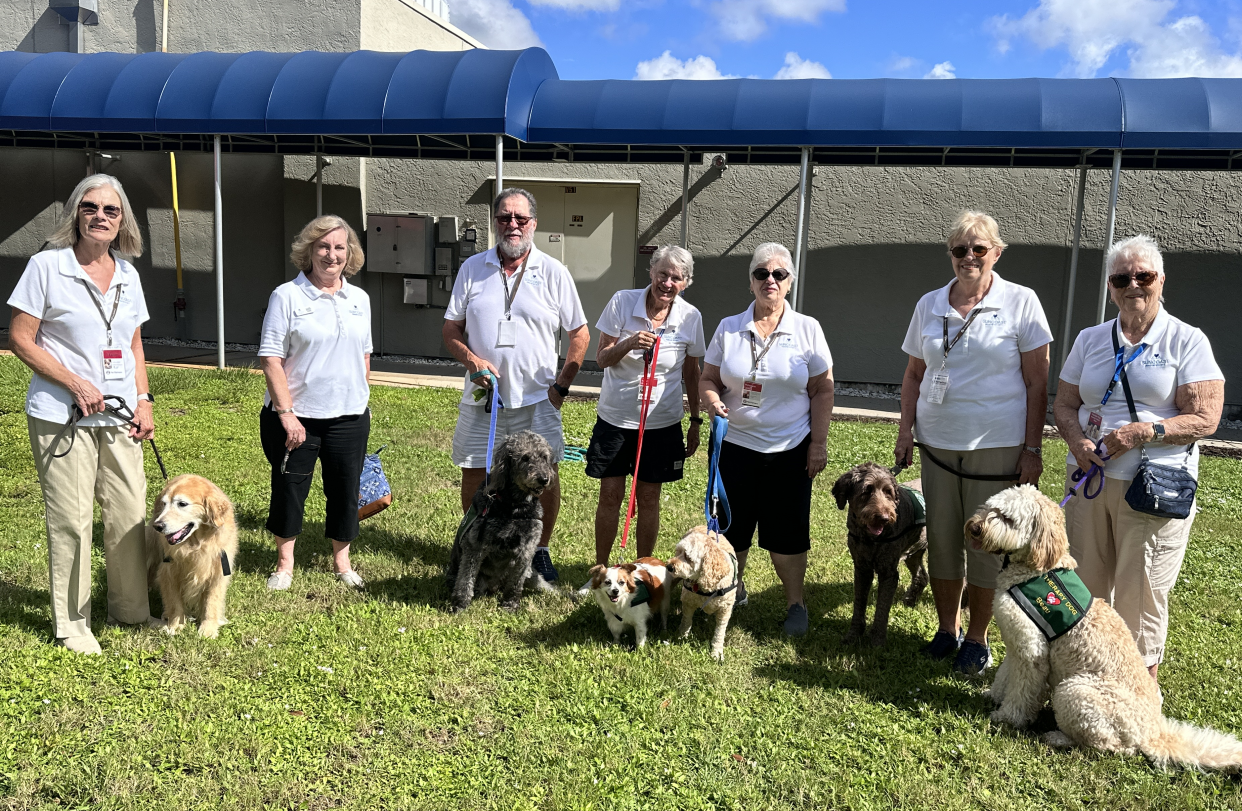 Therapy dogs celebrated at HCA Florida Englewood Hospital on