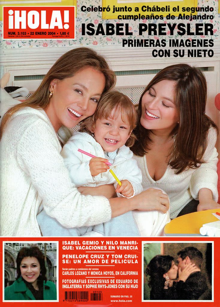 HOLA 4172 PORTADA DE ARCHIVO DE CHÁBELI CON ISABEL PREYSLER Y SU HIJO ALEJANDRO